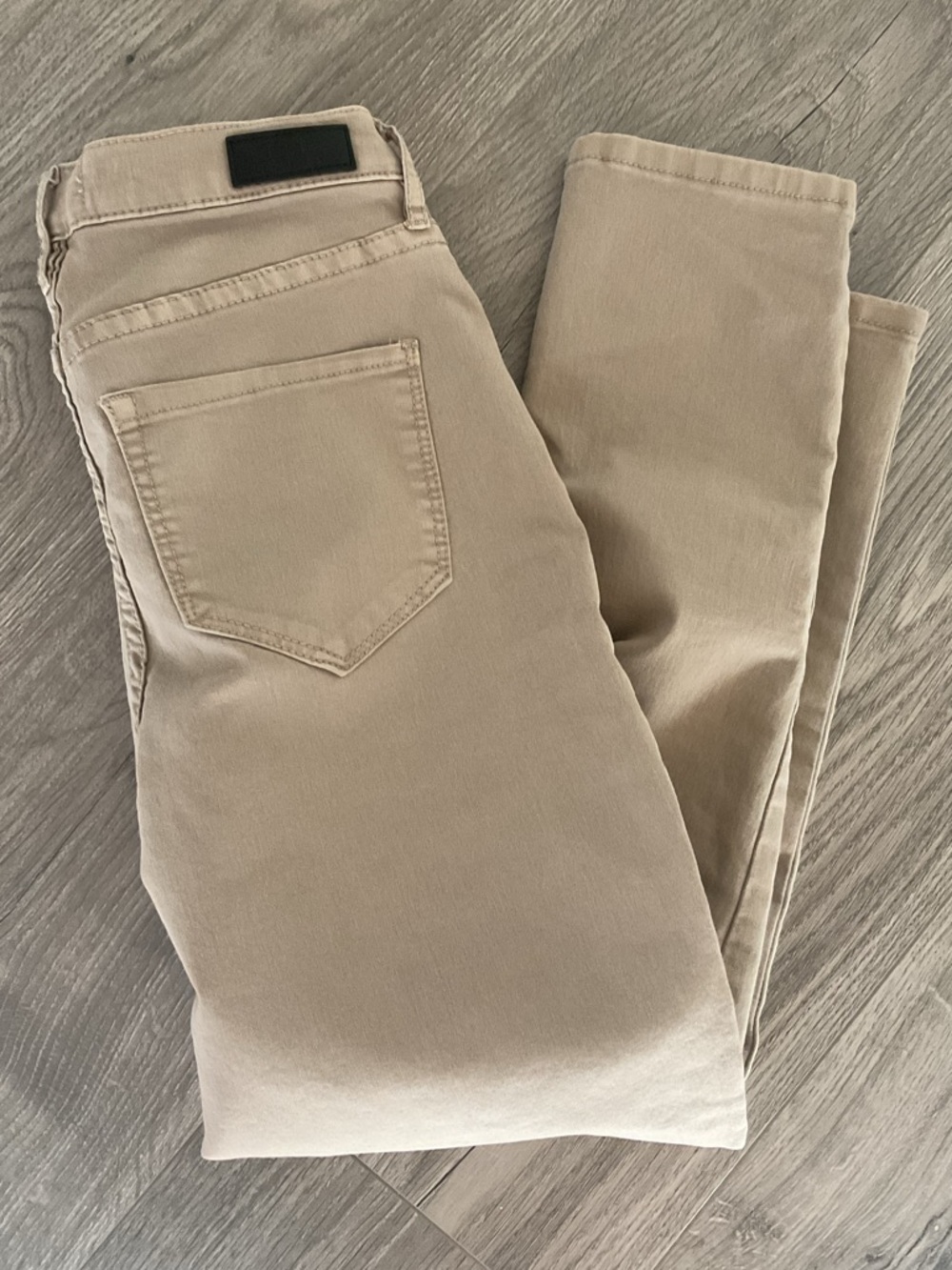 Nicole Miller SoHo High rise straight crop Jeans in Sand .